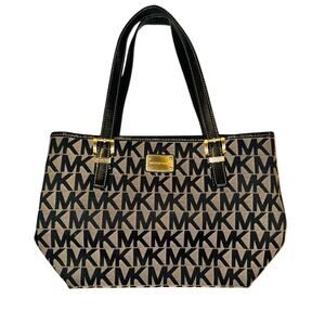 Michael Kors / Tote / Signature Jet Set / Tan and Black Jacquard / Leather / EUC